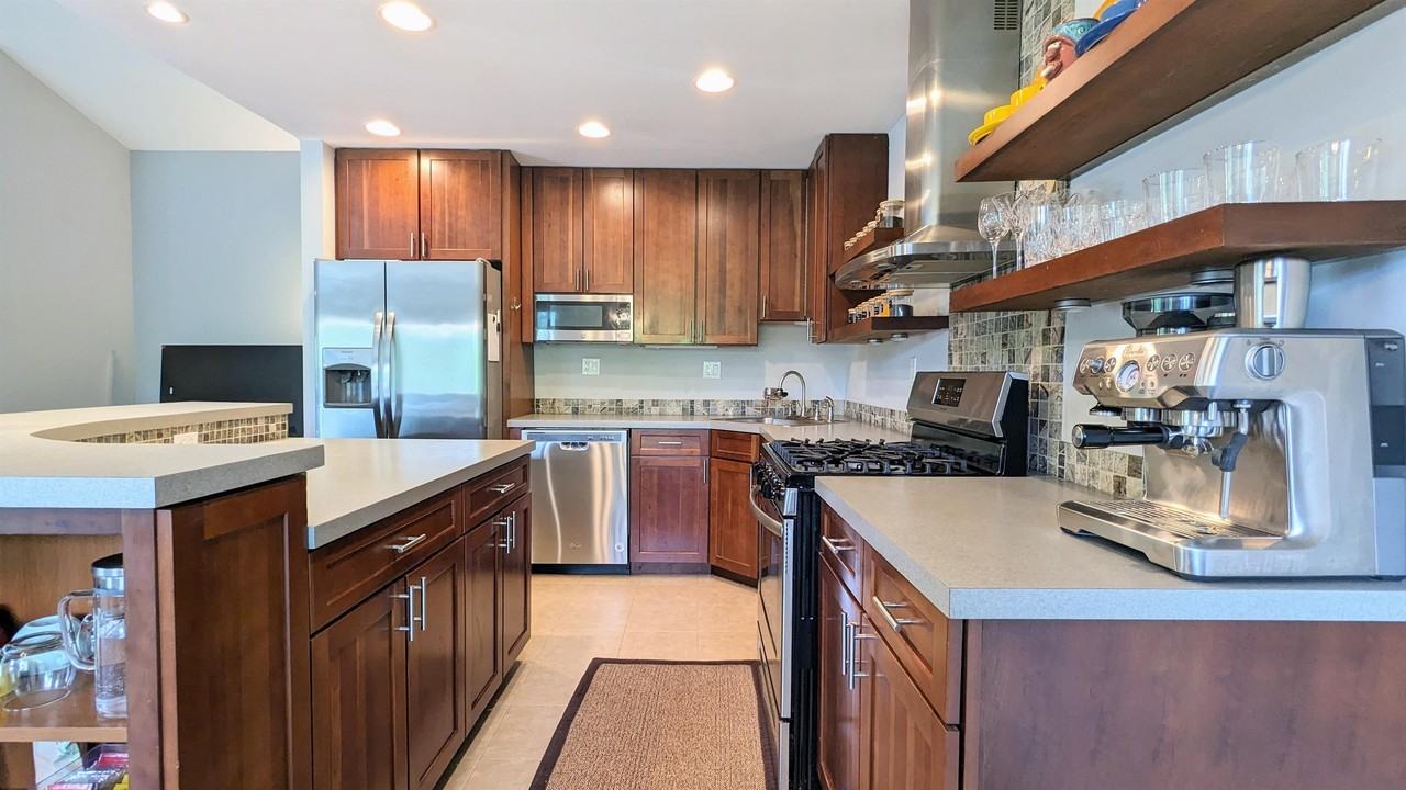 1127 Auburn Ln #1 - Photo 7 of 16