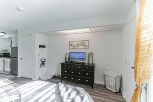 7071 103rd St - Photo 1 of 1