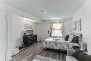 featured image of 7071 103rd St