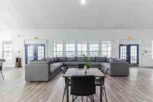 7071 103rd St - Photo 1 of 1