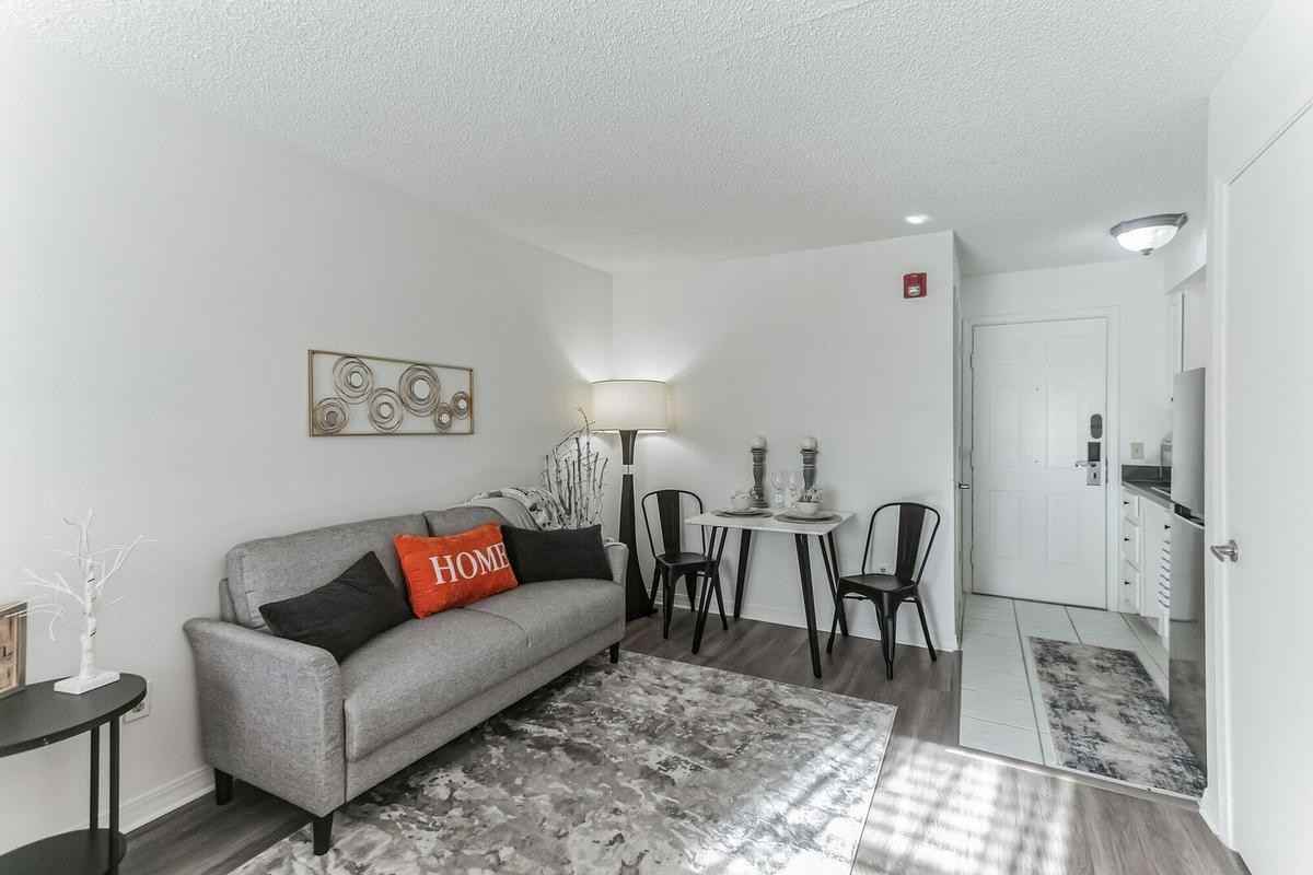 7071 103rd St - Photo 5 of 25