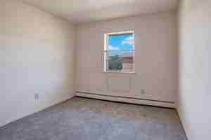 featured image of 705 Washington Gdns