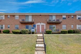 705 Washington Gdns - Photo 1 of 1