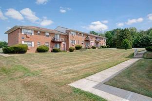 705 Washington Gdns - Photo 1 of 1