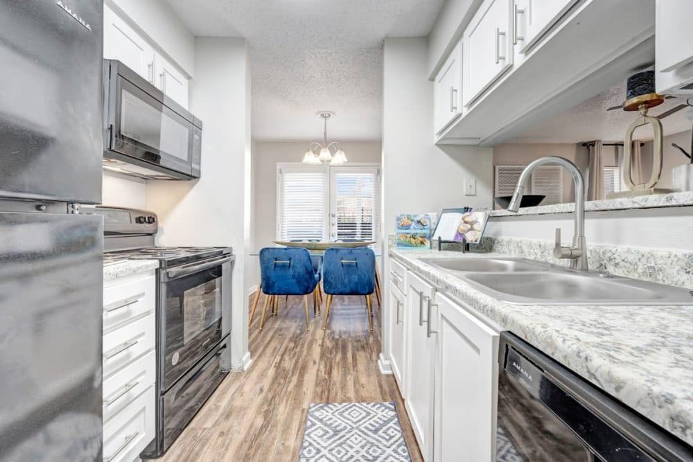 1431 Cable Ranch Rd - Photo 2 of 16