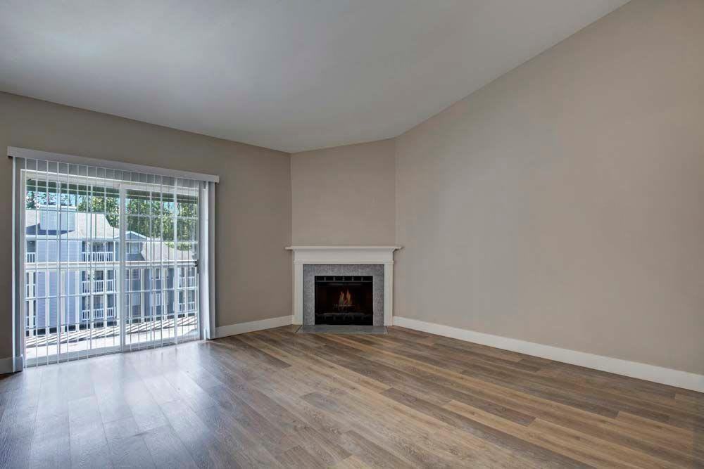 1020 Central Ave N - Photo 4 of 19