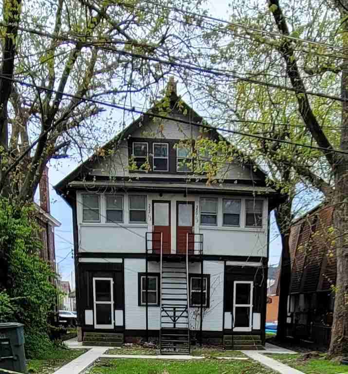 352 1/2 E 20th Ave - Photo 2 of 13