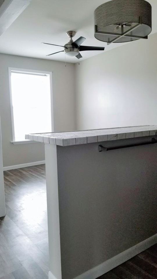 4764 N Virginia Ave #306 - Photo 6 of 9