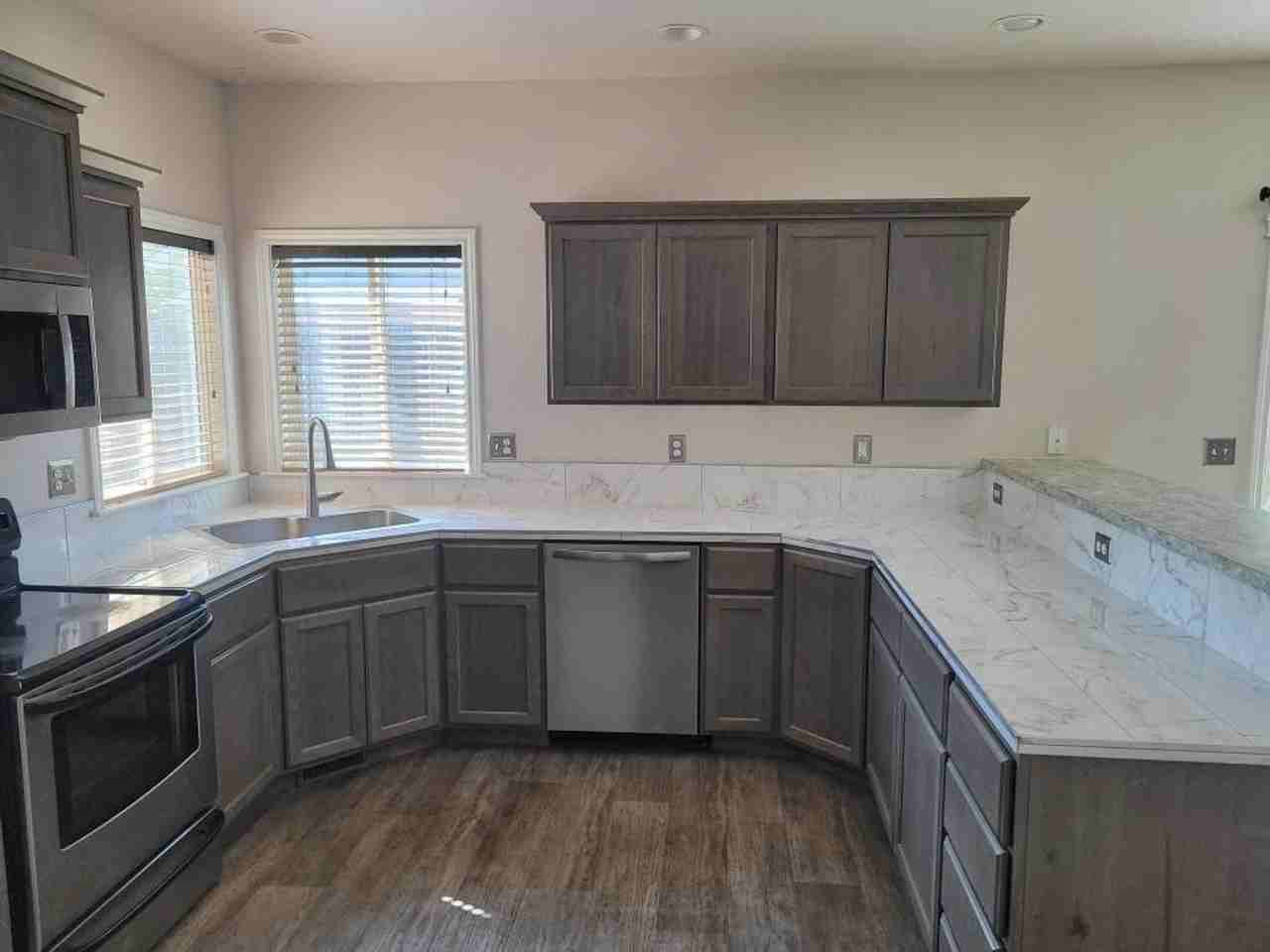 10463 W Henrys Lake Dr - Photo 3 of 22