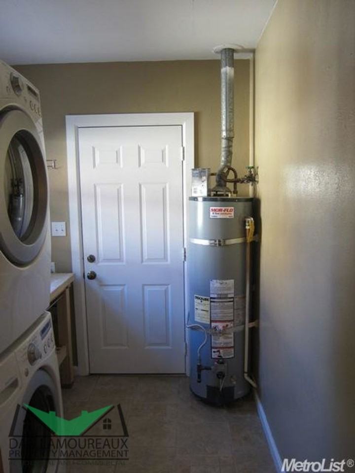 3208 11th Ave - Photo 5 of 14