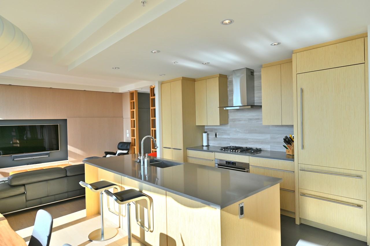 646 Michigan Street #802 - Photo 5 of 18