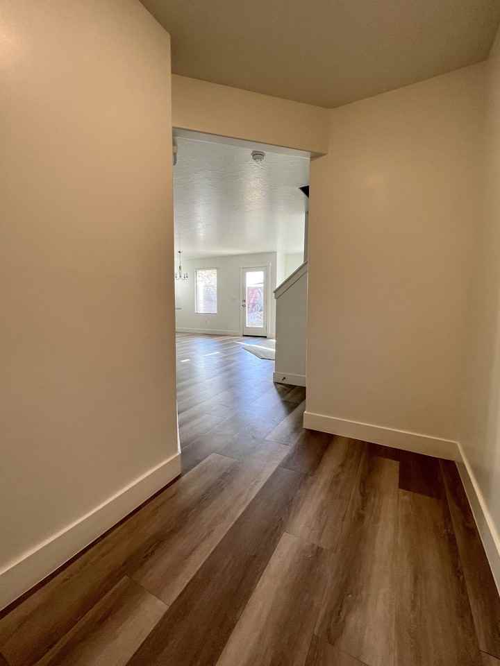 3128 E Halo Ln #NA - Photo 7 of 26
