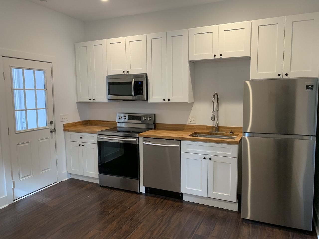 111 W 48th St #A - Photo 7 of 23