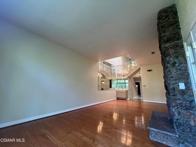 29717 Windsong Ln - Photo 3 of 32