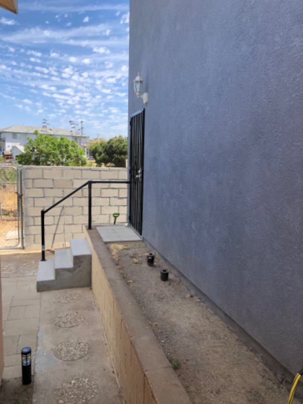 6718 Goodwin St - Photo 2 of 13