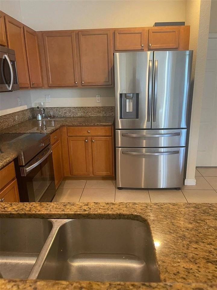 9216 Sw 227th Ln - Photo 3 of 8