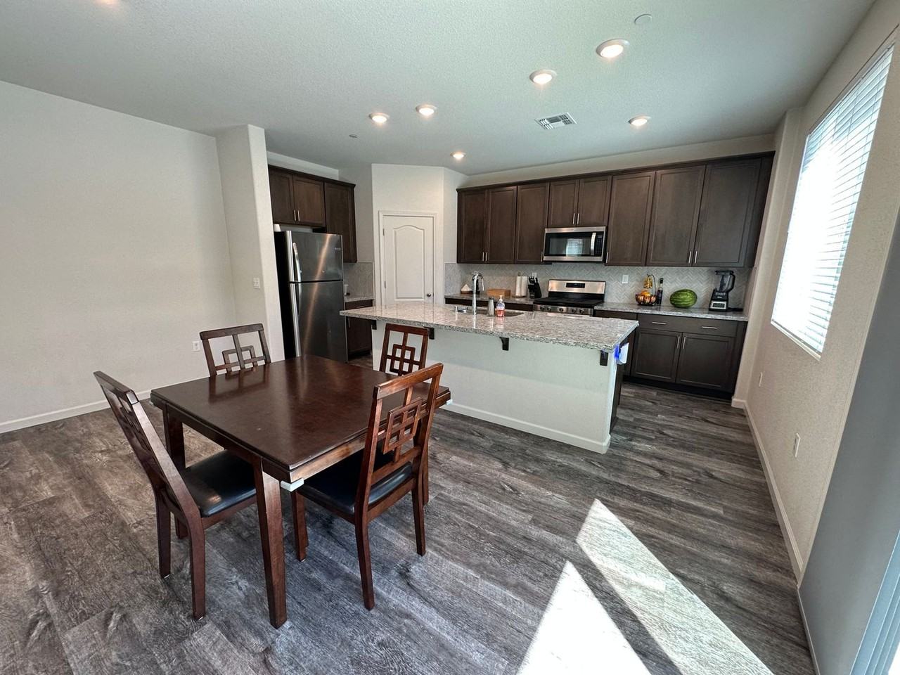 237 Agata Way - Photo 6 of 30