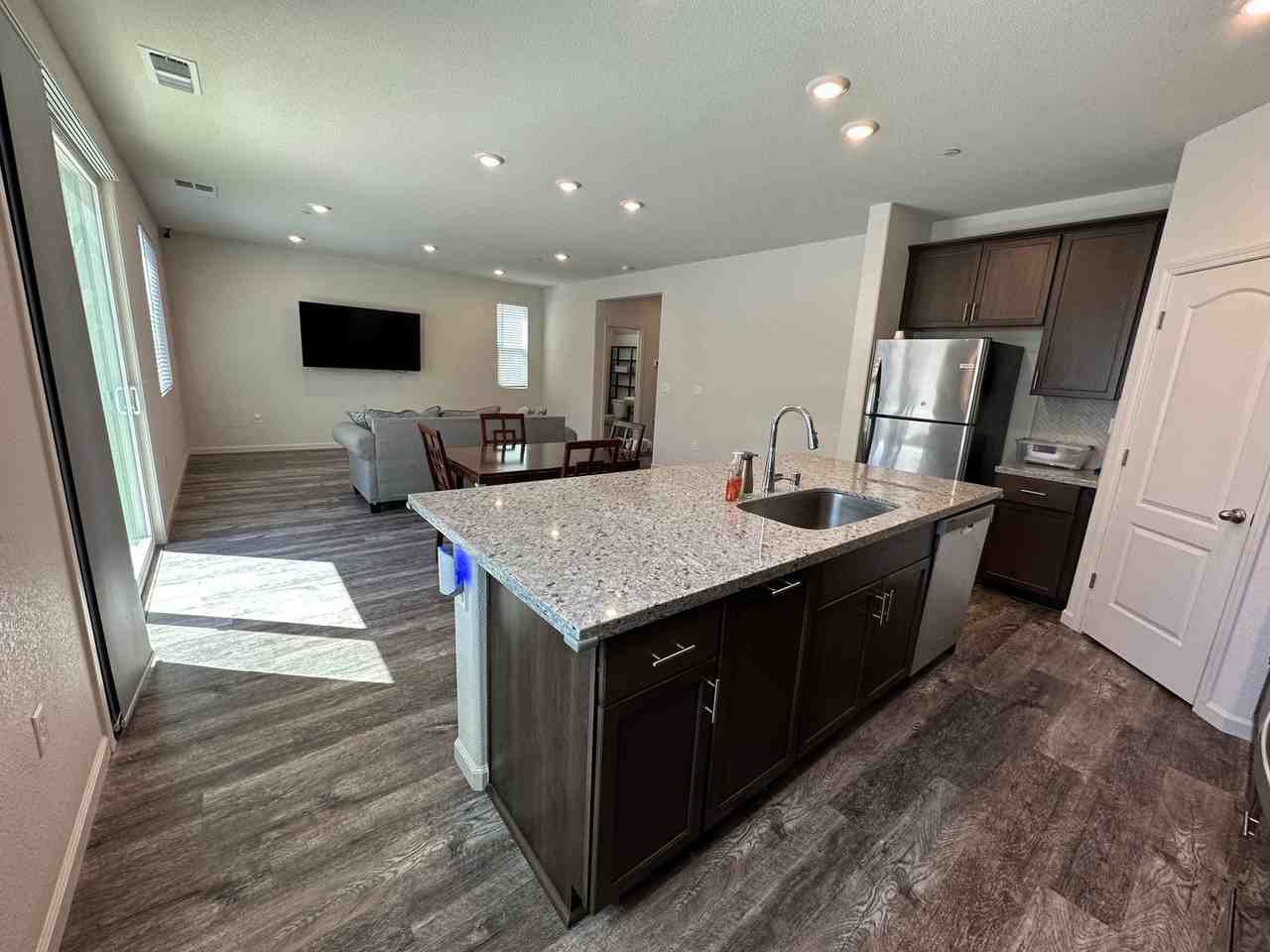 237 Agata Way - Photo 7 of 30