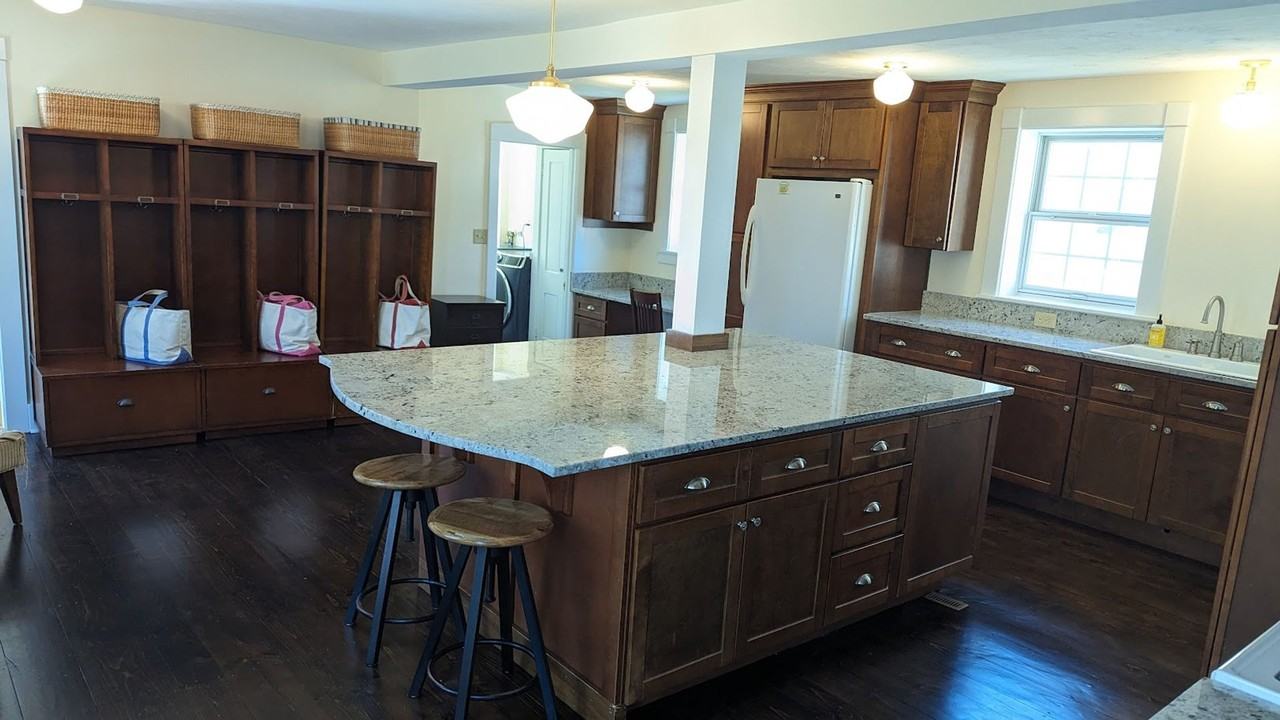14 Parkman St - Photo 3 of 18