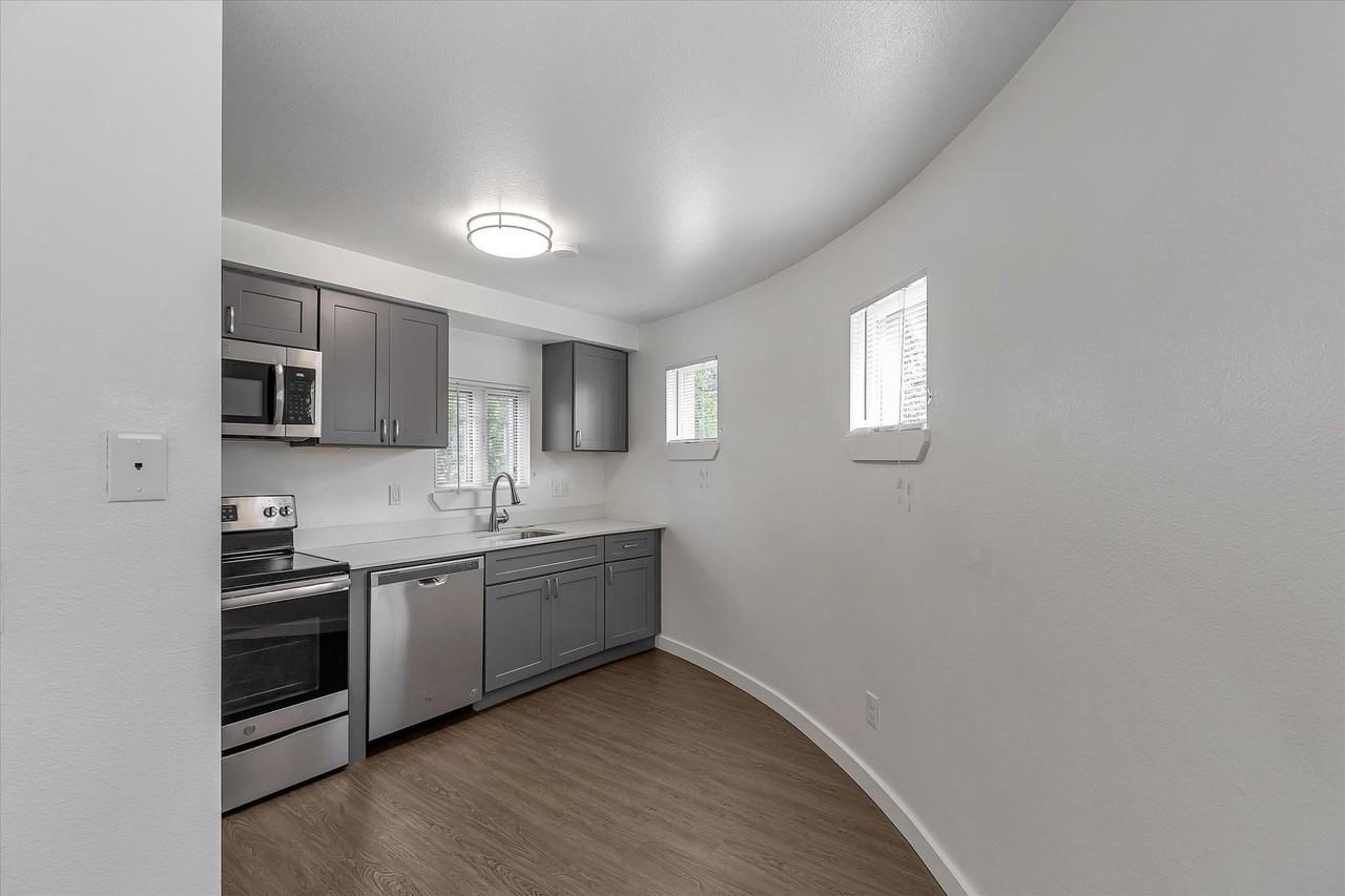 Nordic Pointe - Photo 2 of 14