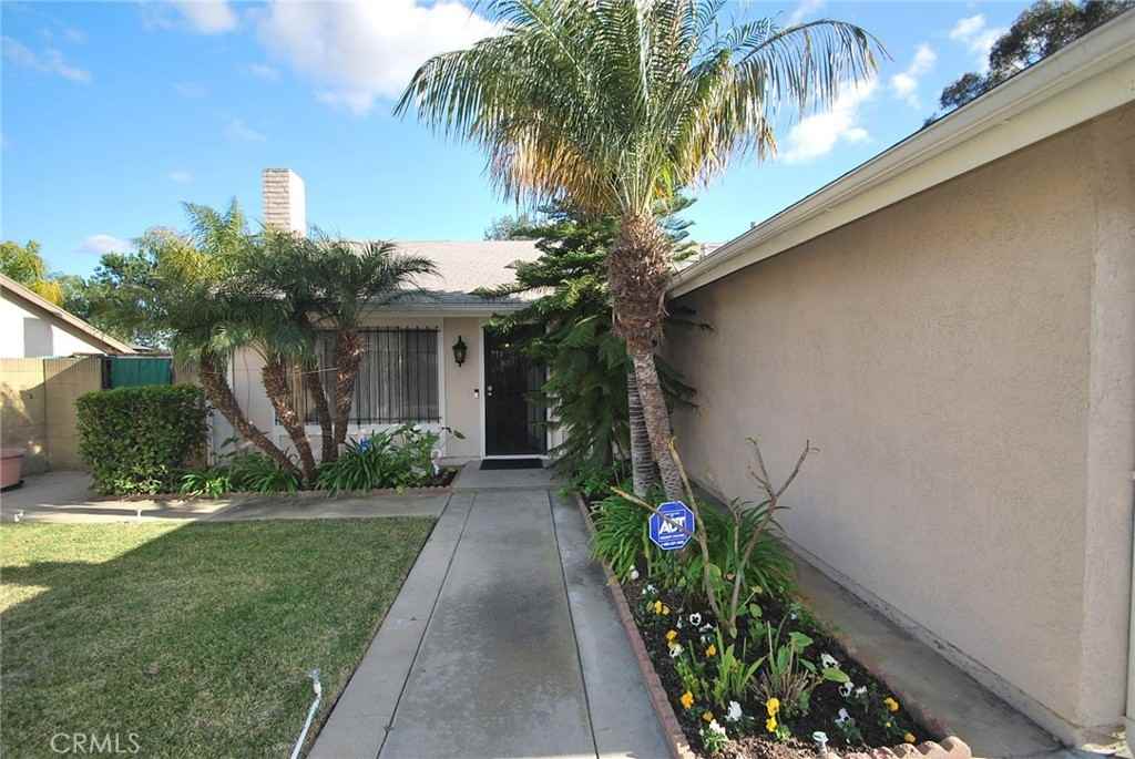 19344 Avenida Del Sol - Photo 2 of 22