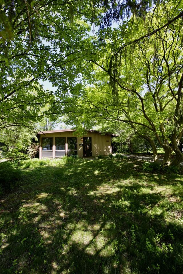 2498 Bristol Rd - Photo 3 of 36