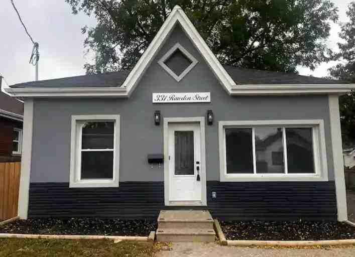 331 Rawdon St - Photo 2 of 10