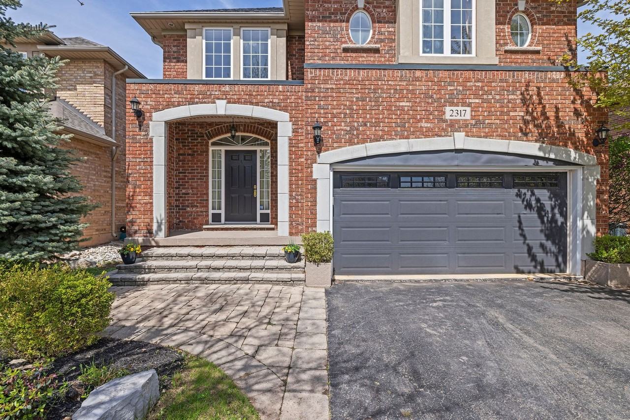 2317 Parkglen Ave - Photo 2 of 50