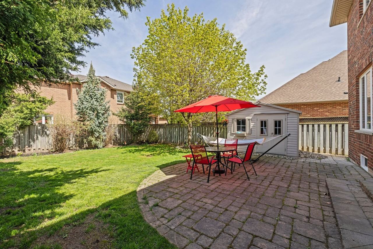 2317 Parkglen Ave - Photo 3 of 50