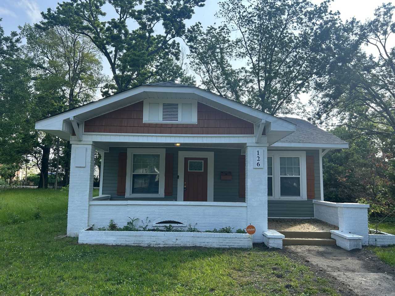 126 66th Pl N #1 - Photo 2 of 17