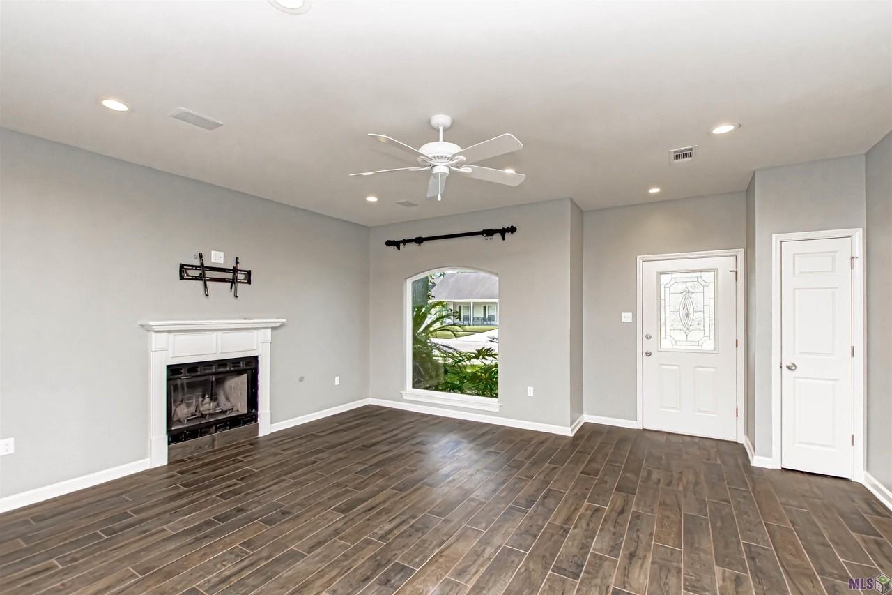 13333 Parwood Ave - Photo 3 of 19