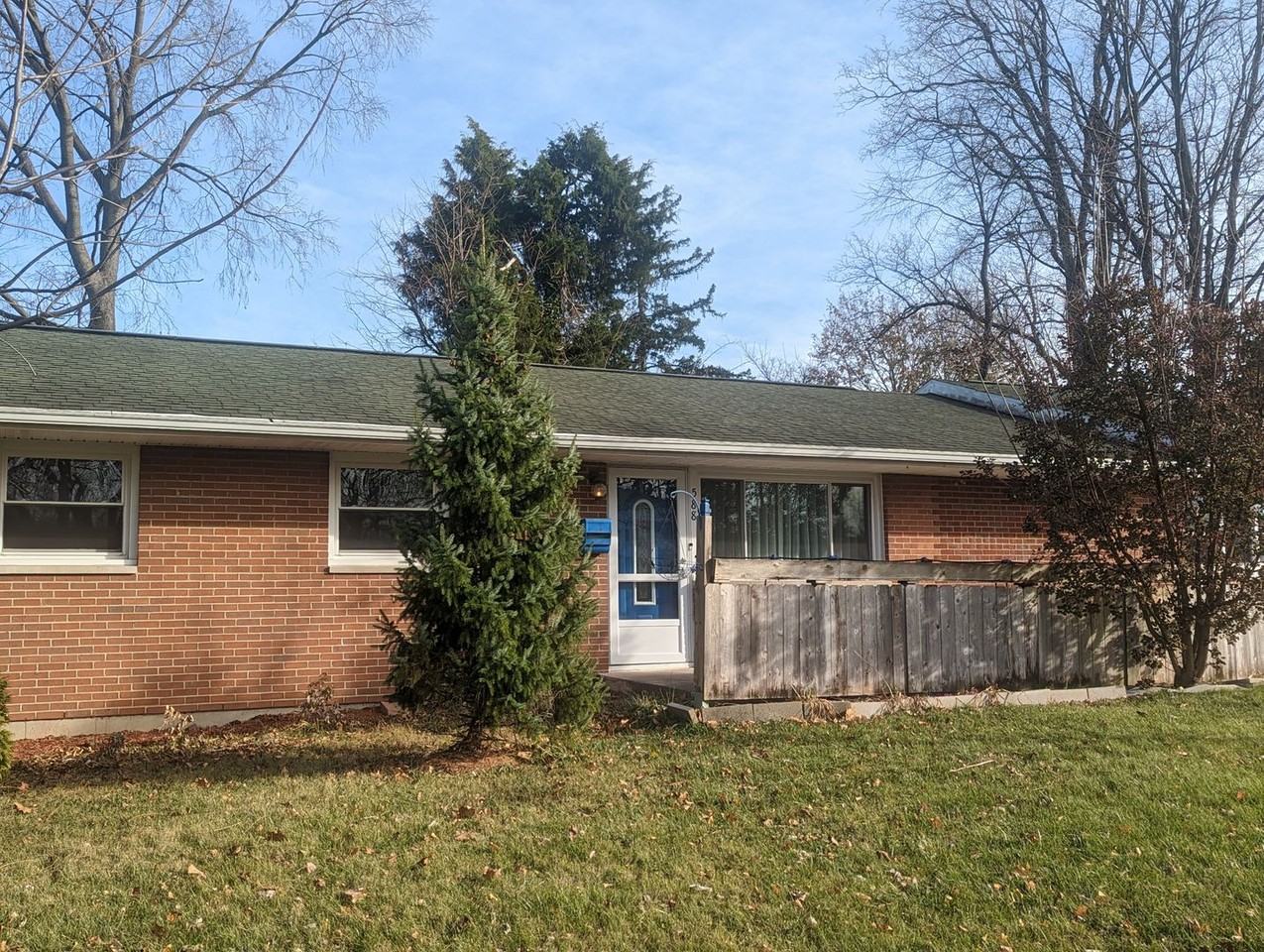 588 Cauley Pl - Photo 2 of 45