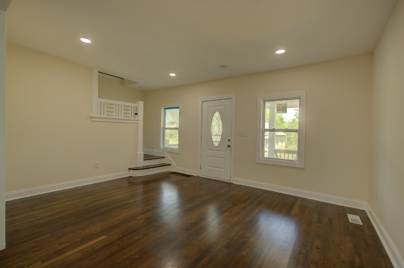 3320 Brooklyn Ave - Photo 6 of 12