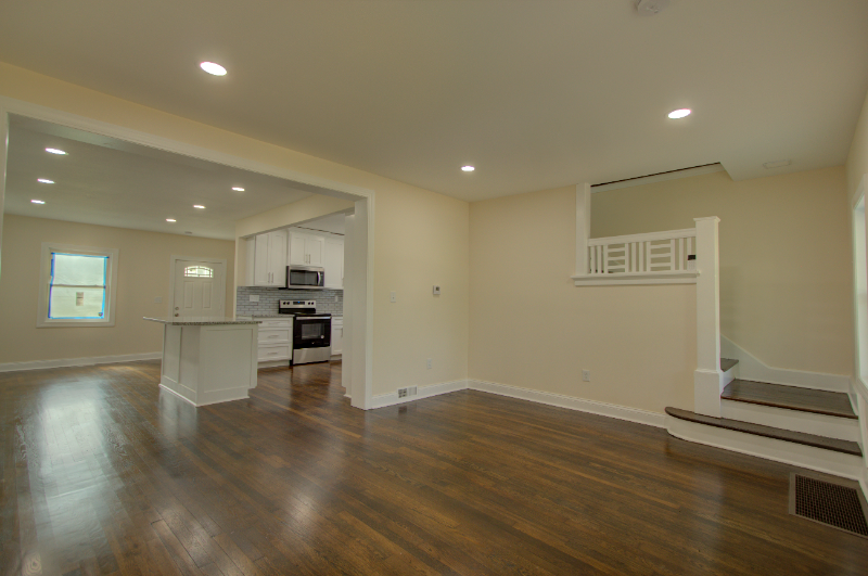 3320 Brooklyn Ave - Photo 7 of 12