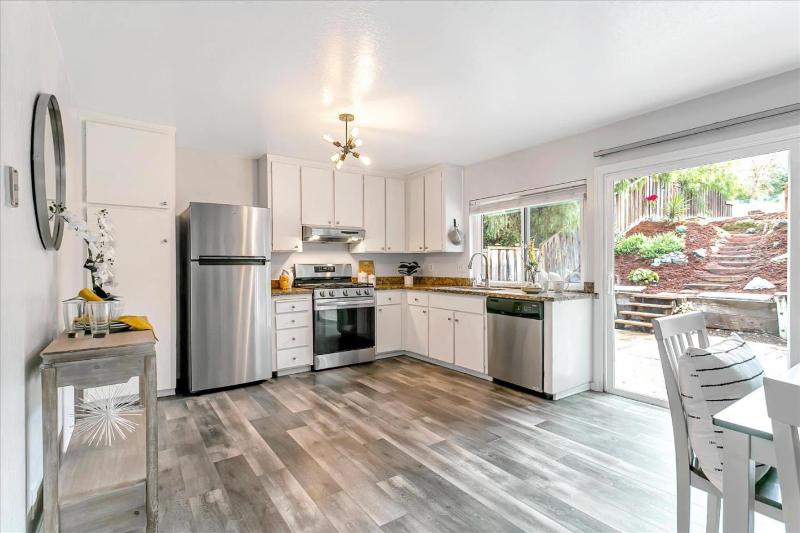 6991 Heaton Moor Dr - Photo 3 of 11