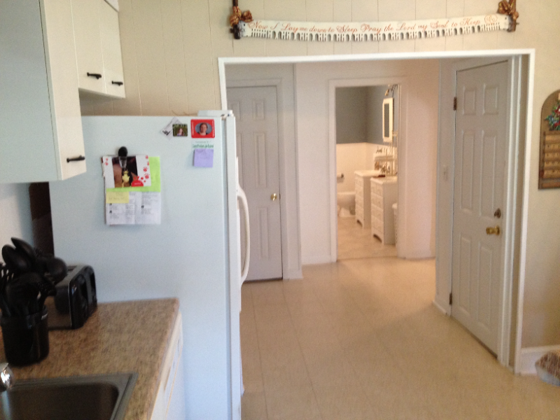 1 Pomfret Rd #1A - Photo 6 of 8