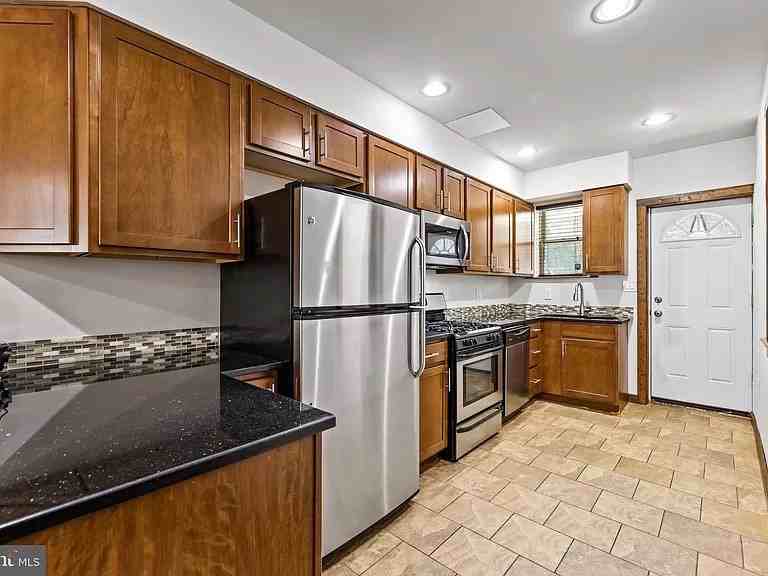 3523 Gough St #3523GOUGH - Photo 5 of 17