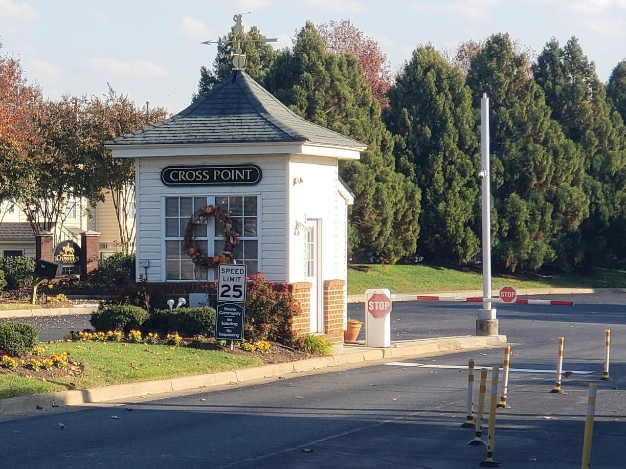 701 Masters Row #F - Photo 3 of 27