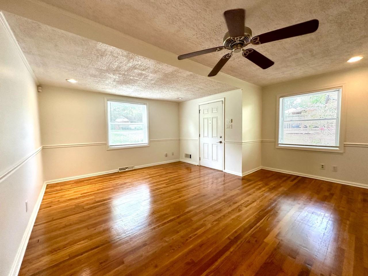 533 Inwood Dr #1 - Photo 6 of 50