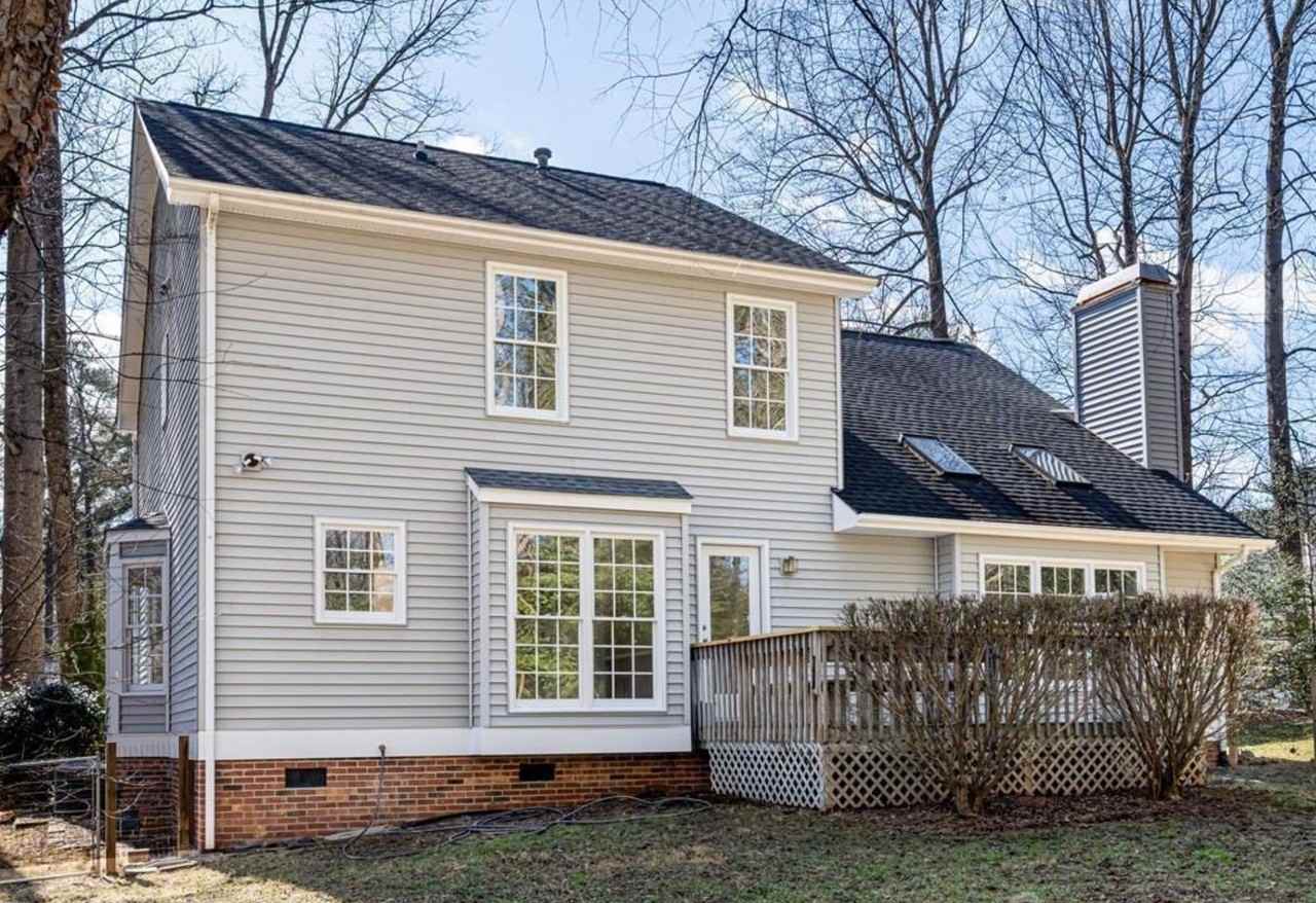 214 Windsor Forest Cir - Photo 2 of 30