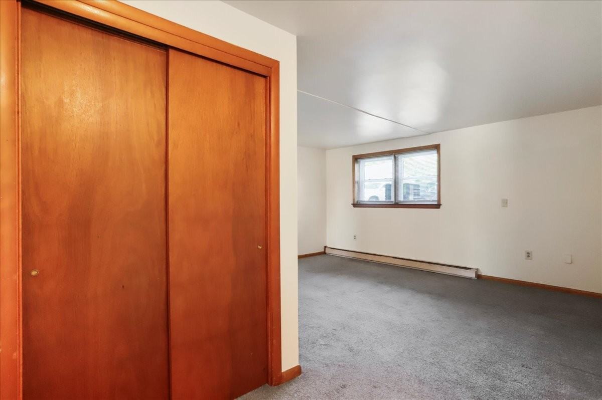 1499 North East Street - Photo 6 of 24