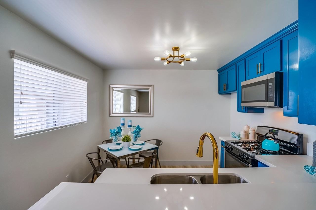 1447 - Photo 2 of 29