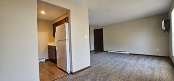 featured image of 90 Woods Dr