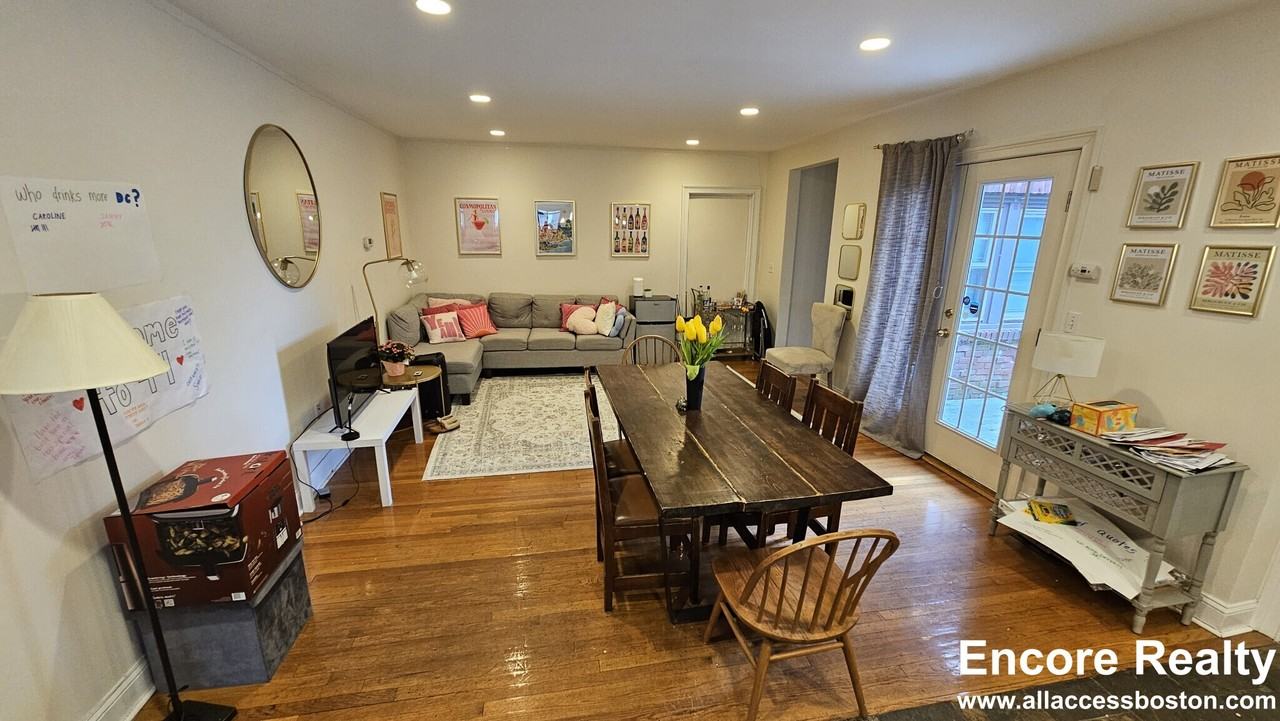 44 Greycliff Rd #2 - Photo 2 of 17