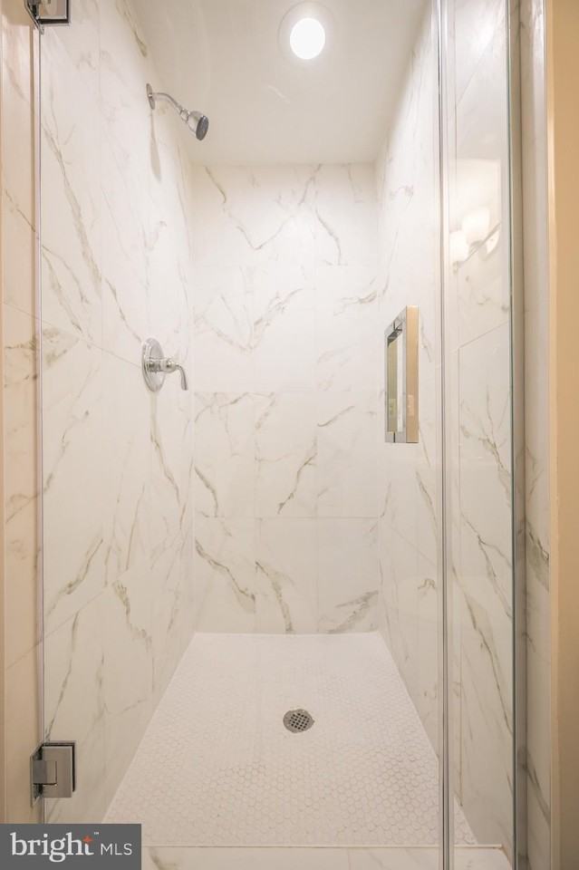 2418 Lenfant Sq Se #8 - Photo 5 of 11