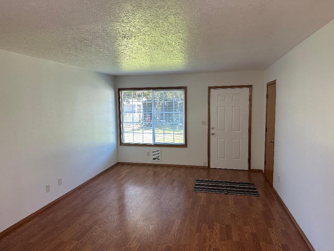 1323 Elm St #1323 - Photo 3 of 11