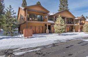 featured image of 10183 Palisades Dr #1