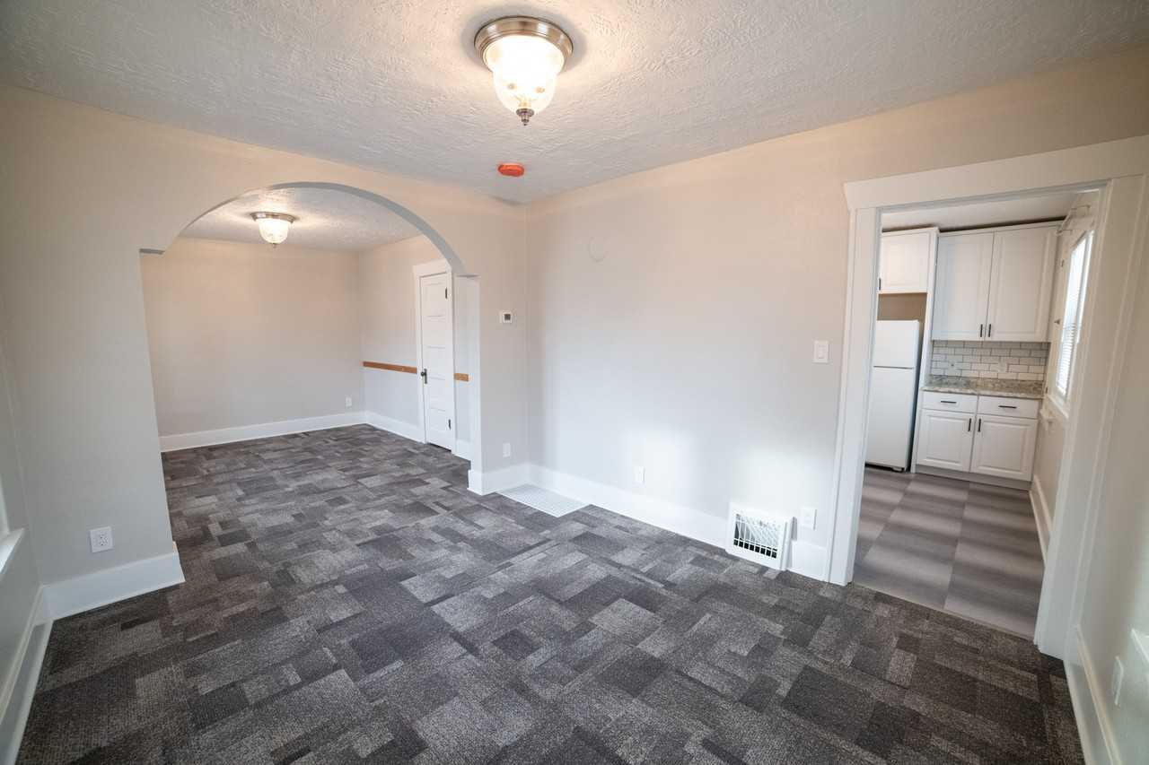 502 10th St S #502 - Photo 3 of 16