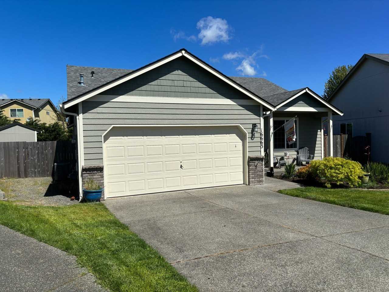 16663 Rainier View Dr Se - Photo 3 of 40