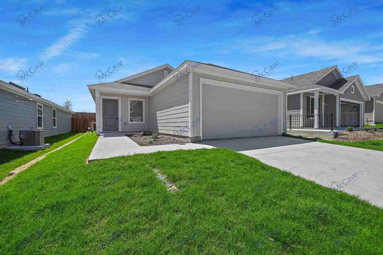 9217 Grackle Pl - Photo 2 of 20